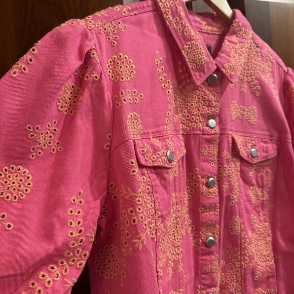 G by Giuliana Women's Black Label Puff-Sleeve Eyelet Jean Jacket Magenta Size 1X - Picture 8 of 16